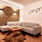 Der Alpenfrieden Apartment