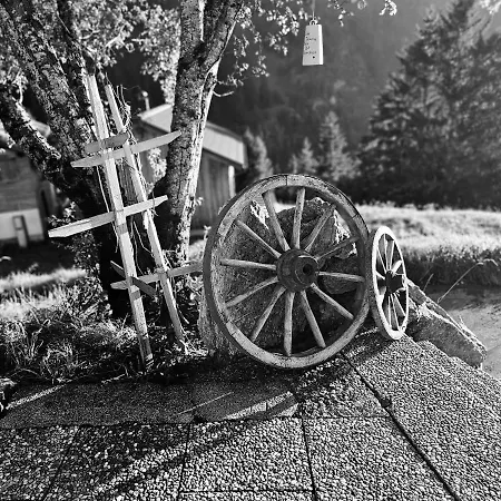 Der Alpenfrieden Апартаменты Marul